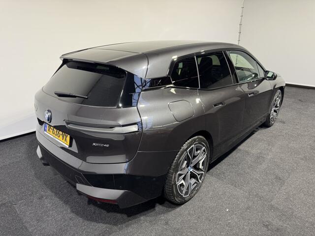 BMW iX xDrive40 High Ex.
