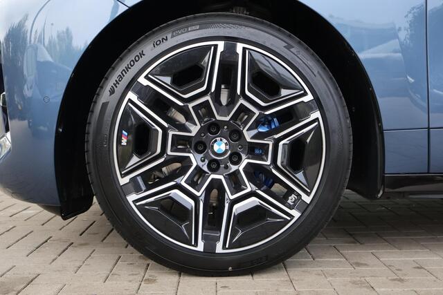 BMW iX xDrive60 | M Sportpakket | Comfort Pack | Innovation Pack