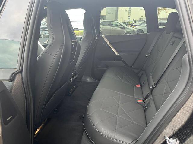 BMW iX xDrive40 Executive 77 kWh | Head-Up Display | Camera | Stoelverwarming | Navigatie |