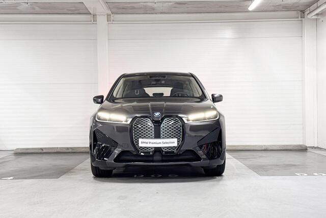 BMW iX xDrive50 Excellence 112 kWh | Selections |