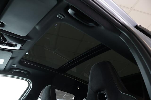 BMW iX1 eDrive20 M Sport Pro - M Sportstoelen - Pano - 20'' LMV
