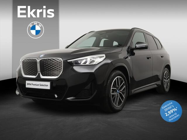 BMW iX1 eDrive20 67 kWh | M-Sportpakket | Travel-Pack | Trekhaak