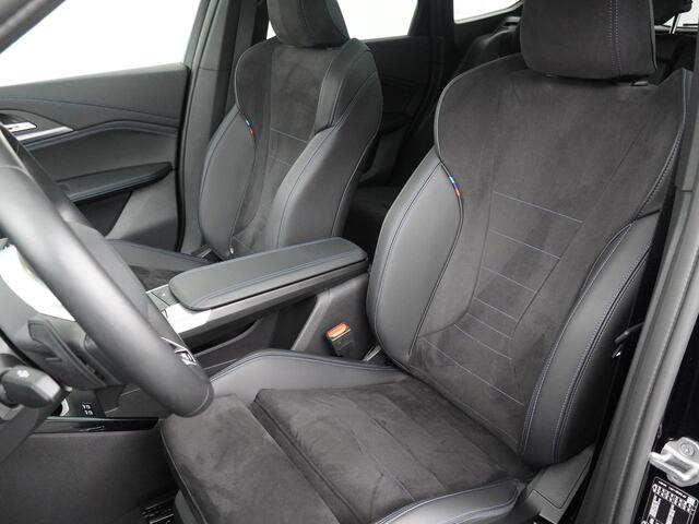 BMW iX1 eDrive20 67 kWh | M-Sportpakket | Travel-Pack | Trekhaak