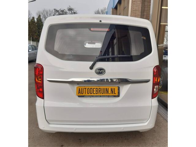 BYD ETP3 WLTP 230Km L&R Schuifdeur 45 kWh Leer Airco Achteruitrijcamera