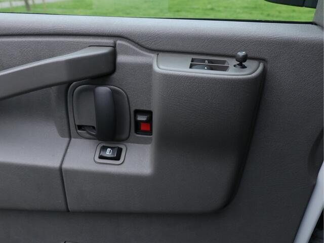 Chevrolet CHEVY VAN 2500 /gmc. 6.6. ltr. Cargo Van. 2 jaar Garantie./NIEUW TYPE MOTOR.!!