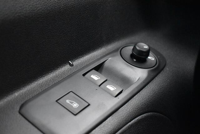 Citroen BERLINGO BlueHDi 100 S&S L2 Airco | Docking station | XL Uitvoering | Nieuwe auto | 2x te koop