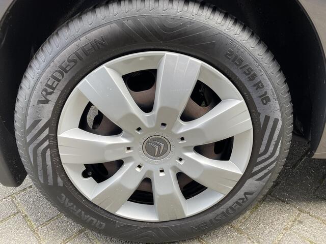 Citroen BERLINGO 110pk Feel (Camera - Navigatie - Airco - Parkeersensoren V+A - Apple Carplay)