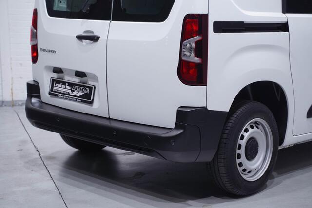 Citroen BERLINGO 1.2 Pure Tech 110 pk Benzine Airco Cruise Control, DAB+, PDC achter, 2-Zits