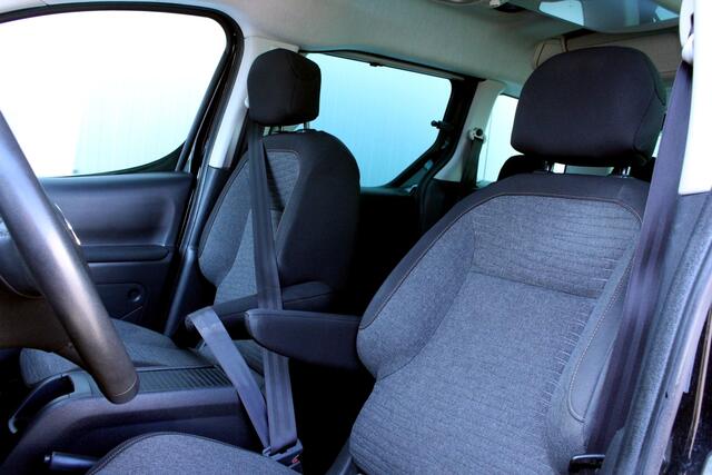 Citroen BERLINGO 1.2 PureTech Feel 2eEIG! CARPLAY PANO PDC TREKHAAK CRUISE '16