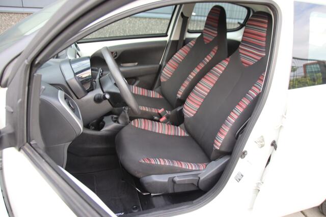 Citroen C1 1.0 e-VTi Sparco Multimedia, NL auto, Airco, 5drs Zomer sale!