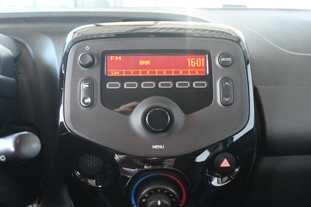 Citroen C1 1.0 VTi Feel NAP 30DKM limiter Airco Bluetooth Xenon Lichtmetaal 1e Eigenaar 100% Onderhouden Inruil Mogelijk!