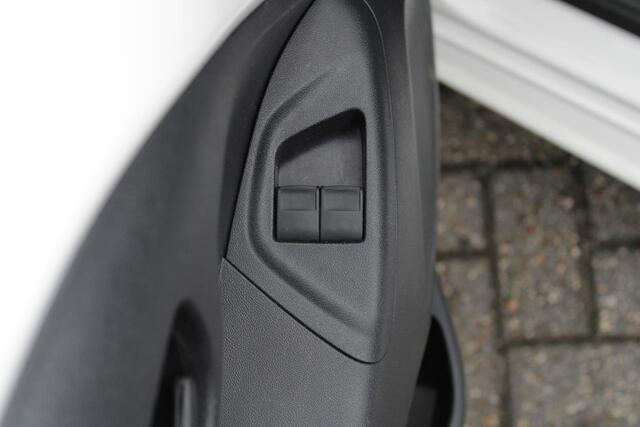 Citroen C1 1.0 VTi Airscape Feel Airco, Bluetooth, elektrisch vouwdak