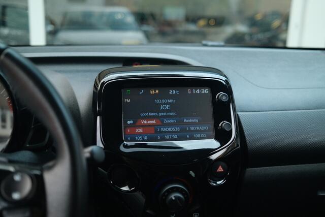 Citroen C1 VTi 72 Feel Touchscreen | Camera