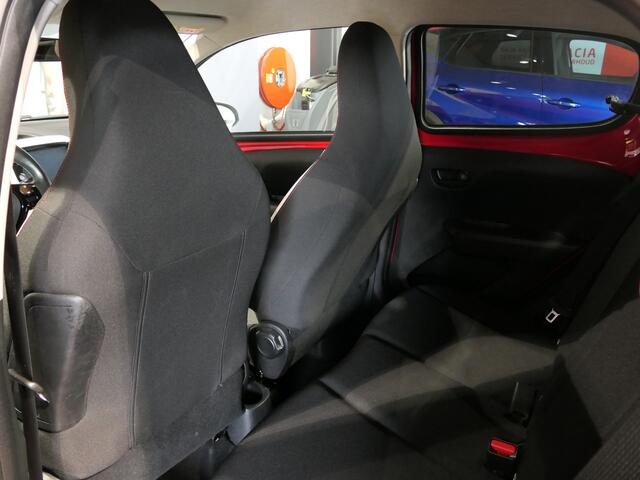 Citroen C1 1.0 VTi Millenium *Apple carplay & Android auto* - Airco, DAB, Lederen stuur