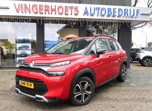 Citroen C3 Aircross 130 Pk Benzine *** AUTOMAAT *** Hoge Zit * Climate & Cruise Control * DAB Radio Ontvangst * Apple Car Play & Android Auto voor Spotify & Navigatie * Achteruitrij Camera * Vingerhoets; Vierde Generatie Eersteklas Service !