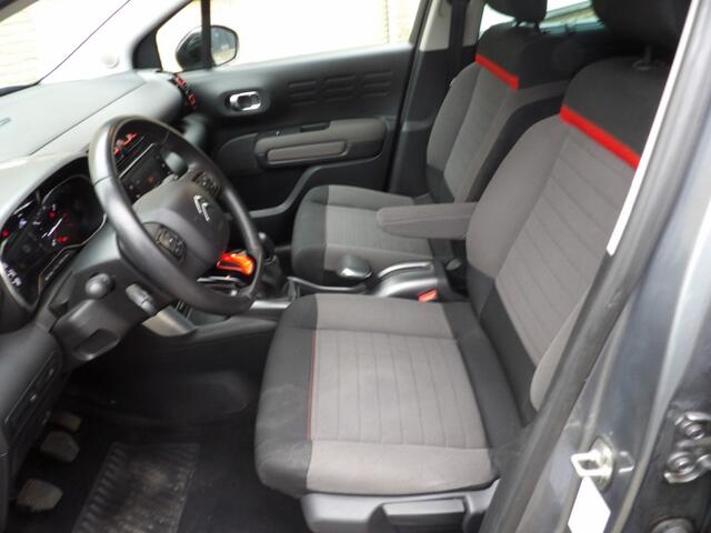 Citroen C3 1.2 executive - navigatie - camera - ecc - trekhaak