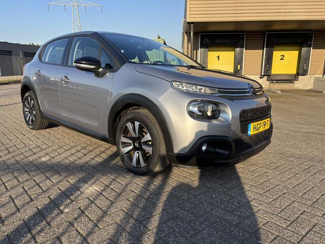 Citroen C3 1.2 PureTech Shine AUTOMAAT [ Fm navi,camera,ecc,cruise,17``lmv ]