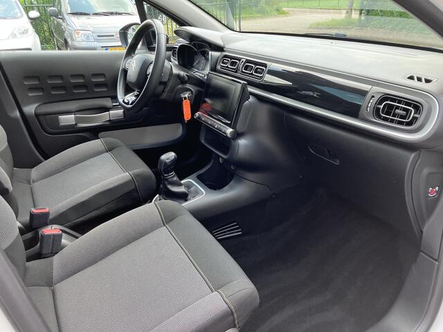 Citroen C3 1.2 PureTech S&S Shine Pano Navi-carplay Pdc