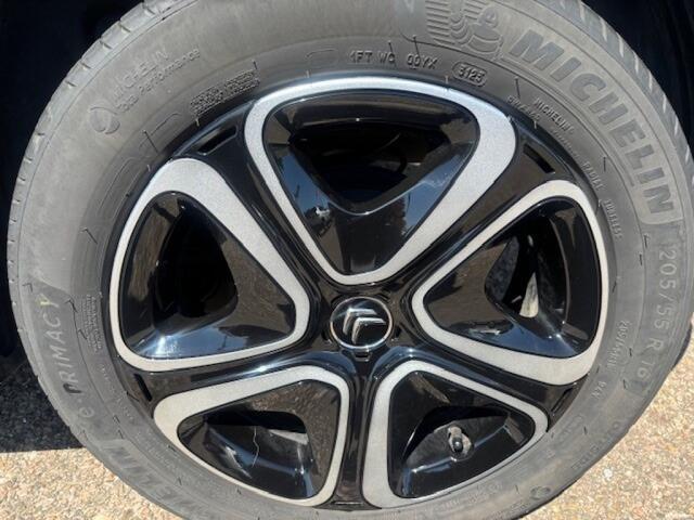 Citroen C3 1.2 PT C-Series, Carplay, Clima, Cruise, DAB