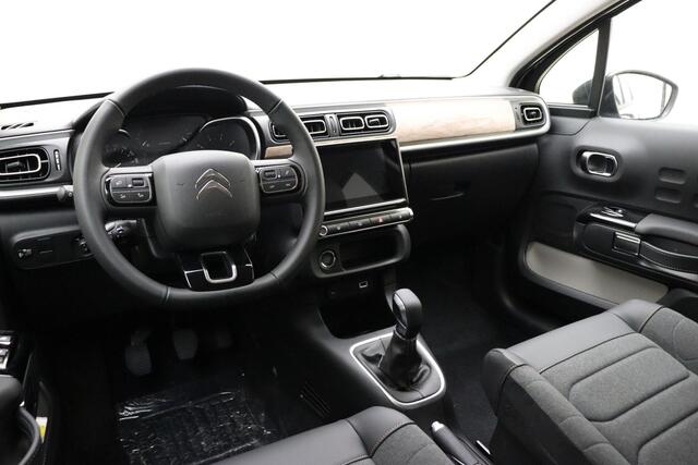 Citroen C3 PureTech 82 Max Citroen C3 1.2 PureTech Feel Edition | Navigatie | Apple Carplay/Android Auto | Climate Control | Cruise Control | Comfort stoelen | Camera | Keyless