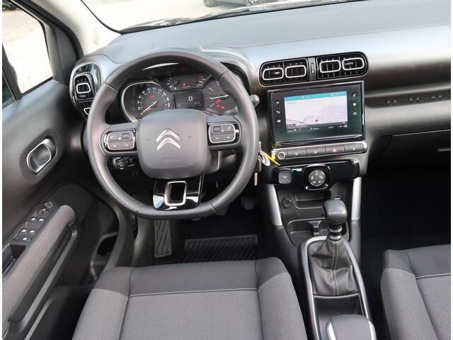 Citroen C3 Aircross 110 Pk benzine * Hoge Zit * Navigatie * Climate & Cruise Control * Open Schuifdak * L.M. Velgen * Ook Apple Carplay / Android Auto * Vingerhoets; Vierde Generatie Eersteklas Service !