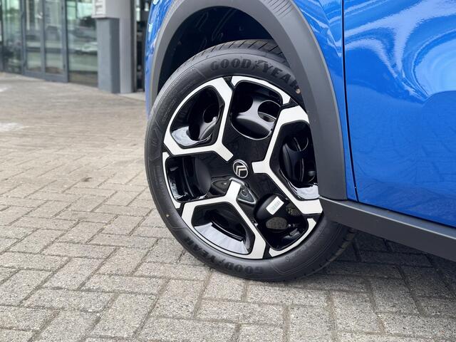 Citroen C3 Plus 1.2 Turbo 100pk | NIEUW | SNEL RIJDEN! | AIRCO | NAVI | APPLE CARPLAY / ANDROID AUTO | PDC | TWO-TONE |