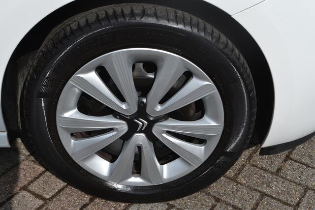 Citroen C3 1.2 PureTech Selection I AUTOMATISCHE AIRCO I NAVIGATIE I PARKEERSESOREN ACHTER I