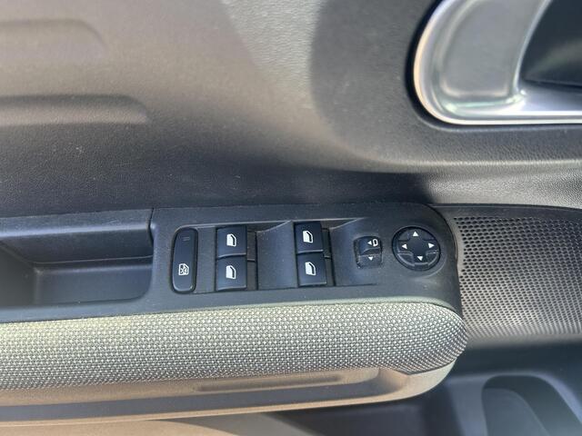 Citroen C3 Aircross 1.2 PureTech S&S Shine Zeer compleet