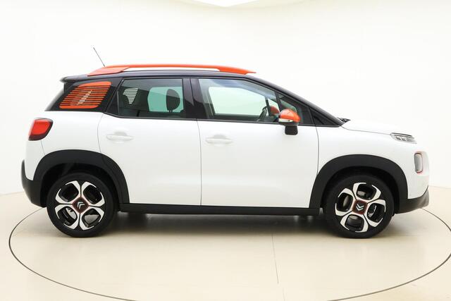 Citroen C3 Aircross 1.2 PureTech S&S Shine 110 Pk | Grip Control | Draadloos Telefoonlader | Head-Up Display | Navigatie |