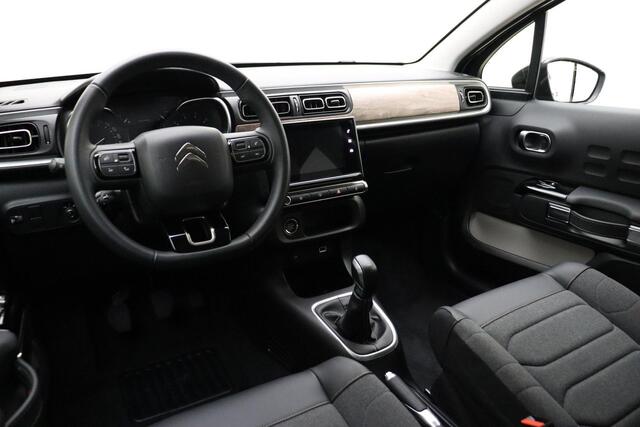 Citroen C3 1.2 PureTech Max | Navigatie | Climate control | Camera | Stoelverwarming | Lichtmetalen velgen | DAB Radio | Cruise control | Getint glas