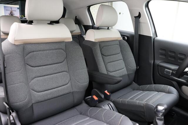 Citroen C3 1.2 PureTech Feel Edition | Comfort stoelen | Achteruitrijcamera | Navigatie | Climate Control | Two Tone | LED koplampen | Lichtmetalen velgen