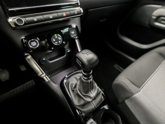 Citroen C3 Aircross 1.2 PureTech Max Automaat (APPLE CARPLAY, CAMERA, MODE KNOP, GROOT NAVI, GETINT GLAS, SPORTSTOELEN, CRUISE, PARKEERSENSOREN, LANE ASSIST, NIEUWSTAAT)