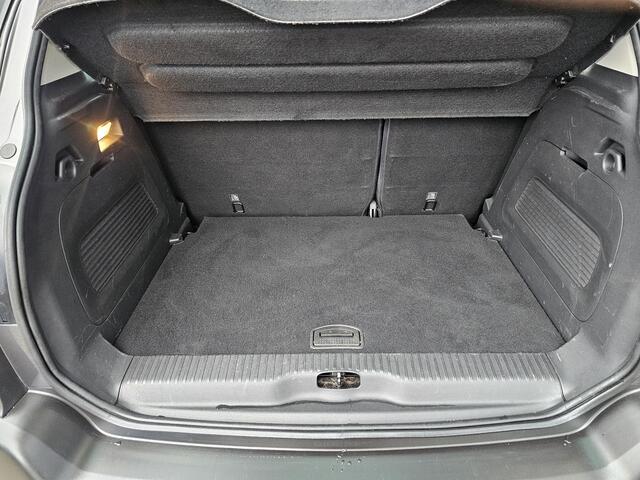 Citroen C3 Aircross 1.2 PureTech Feel 110 pk | Navigatie | app-voorbereiding | Climate control | Cruise control | Lane assist | Led verlichting | Multifunctioneel stuurwiel etc.