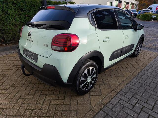 Citroen C3 1.2 PureTech Feel Panodak| Trekhaak| Parkeersensoren| Apple carplay| Android Auto| Stoelverwarming