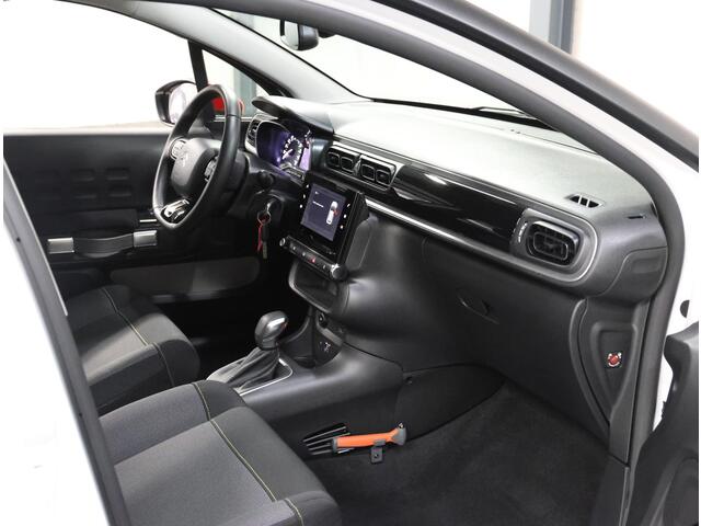 Citroen C3 1.2 110PK Shine | AUTOMAAT | AppleCarplay/AndroidAuto | Camera | Cruise Control | Privacy Glass | Navigatie | 17"LMV | Isofix | Two-Tone | Parkeersensoren |