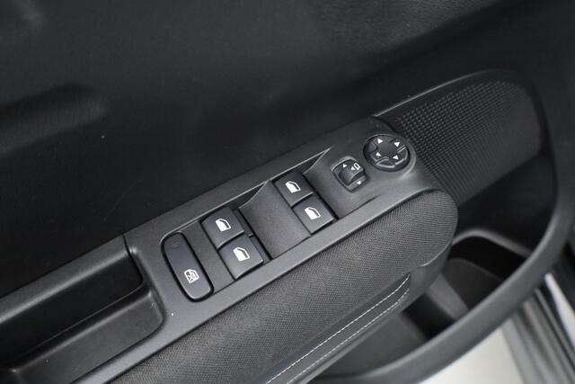 Citroen C3 Aircross 1.2 PureTech Shine Pack Business | Aut. | Pano | Apple CarPlay | Stoelverw. | Camera | Navi | 17''