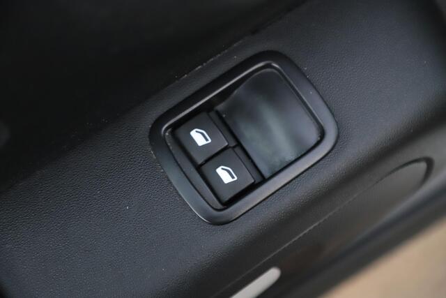 Citroen C3 1.2 PureTech S&S Feel Edition Navigatie Carplay Android Climate Cruise Control Rijstrooksensor Parkeersensor