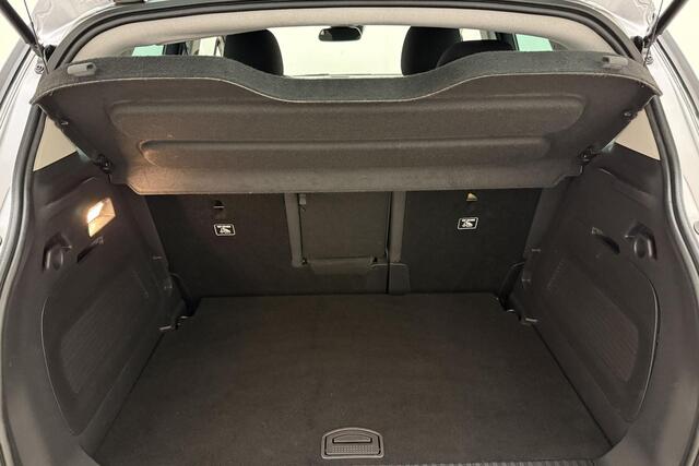 Citroen C3 Aircross 1.2 PureTech S&S Shine 130 PK | Automaat | Trekhaak | Camera | Navigatie | Cruise Control | Airco | Licht metalen velgen | 1e eigenaar