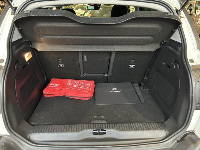 Citroen C3 1.2 PT S&S Shine PANO ACHTERUIT RIJ CAM NW APK BJ 2020 !!!