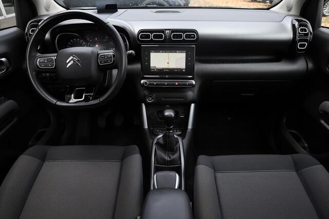 Citroen C3 Aircross 1.2 PureTech S&S Shine CARPLAY PANO HUD CAMERA NAVI CRUISE CLIMA 2xPDC 17''LMV