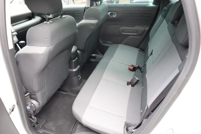 Citroen C3 Aircross 1.2 PureTech S&S Shine CARPLAY PANO HUD CAMERA NAVI CRUISE CLIMA 2xPDC 17''LMV