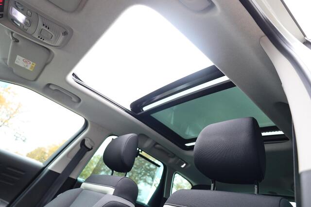 Citroen C3 Aircross 1.2 PureTech S&S Shine CARPLAY PANO HUD CAMERA NAVI CRUISE CLIMA 2xPDC 17''LMV