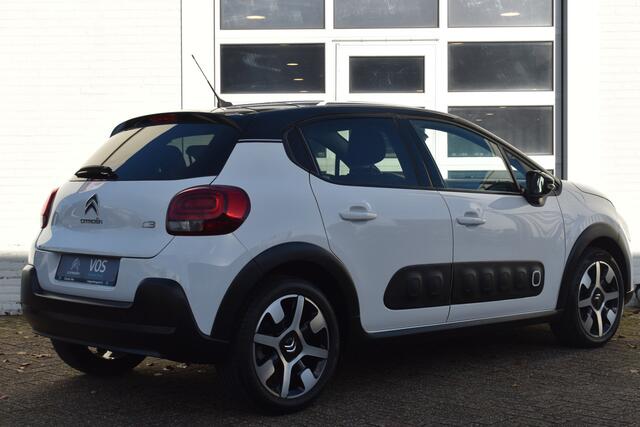 Citroen C3 PureTech 110 S&S EAT6 Automaat Shine | Navigatie via Carplay & Android Auto | Panoramadak | Parkeersensoren | Stoelverwarming | LM Velgen 17 inch | Zelfdimmende binnenspiegel | Isofix bevestigingspunten | Bluetooth |
