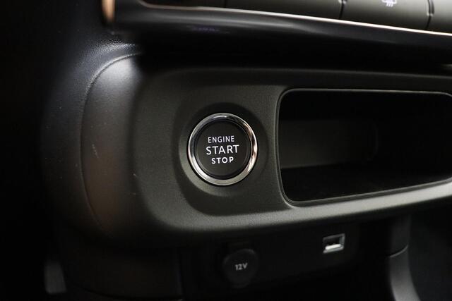 Citroen C3 1.2 PureTech Max | Navigatie | 17" Lichtmetalen velgen | | Camera | Getint glas | Climate control | Cruise control | Apple carplay/Android auto | Lage km.stand