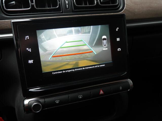 Citroen C3 1.2 PureTech Shine | Automaat | Achteruitrijcamera | Climate control | Cruise control | 17 inch lichtmetalen velgen | Led verlichting| Apple carplay/Android auto