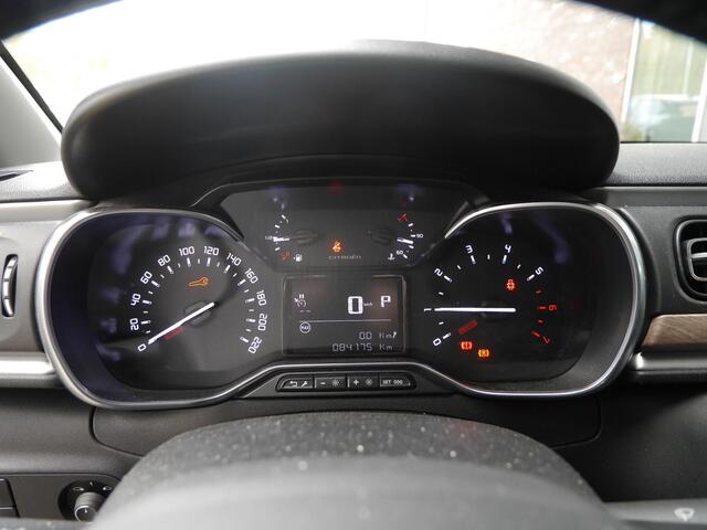 Citroen C3 1.2 PureTech Shine | Automaat | Achteruitrijcamera | Climate control | Cruise control | 17 inch lichtmetalen velgen | Led verlichting| Apple carplay/Android auto