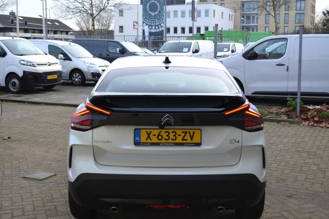 Citroen C4 1.2 PT 130 Plus EAT8 Automaat Navigatie/ LM Velgen 18 Inch