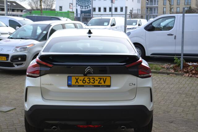 Citroen C4 1.2 PT 130 Plus EAT8 Automaat Navigatie/ LM Velgen 18 Inch