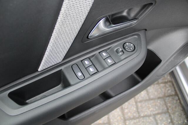 Citroen C4 1.2 Puretech 130 You Cruise/Climate control, Camera, Apple carplay/Android, Radio/DAB,