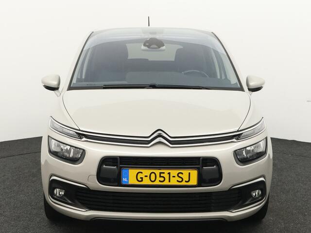 Citroen C4 SpaceTourer 1.2 PureTech Shine Airco (auto), Apple carplay/Android Auto, Cruise control, bots waarschuwing systeem, dodehoek detector, parkeersensoren voor/achter, spraakbediening, verkeersbord detectie, Vermoeidheids herk Ben je op zoek naar een ruime, c